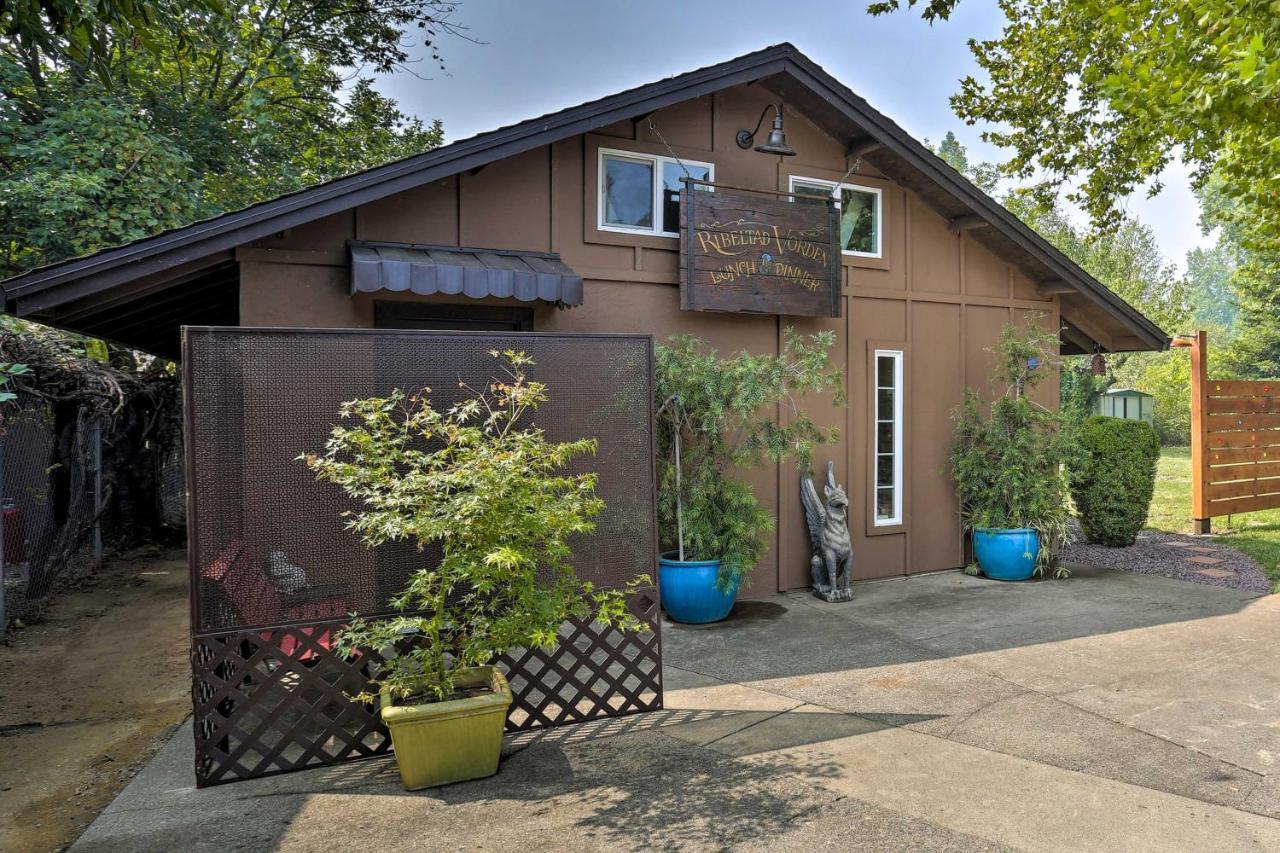Modern Entertainment Getaway Off Sacramento River! Anderson Exterior foto